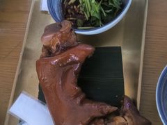 卤猪脚-包整·丝娃娃(一览甲秀楼风景店)