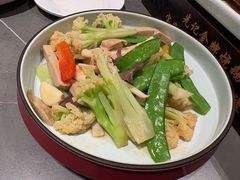 阳江小盆菜-先记烧鹅王·本地粤菜(福永店)