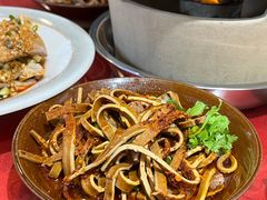 -冯烫烫跷脚牛肉·川菜小馆(武胜西街店)