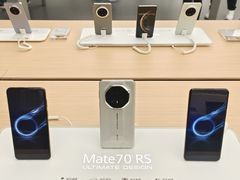 -华为授权体验店(中山公园来福士)