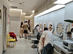 -天真蓝照相馆(杭州滨江宝龙店)