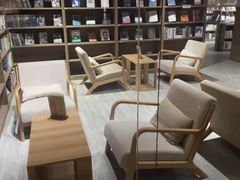 -漓江书院(三祺广场店)