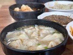 -继红顺河抄手名小吃