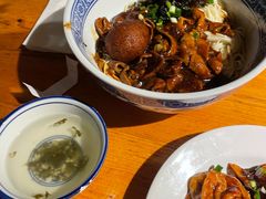 -沪西老弄堂面馆(定西路店)