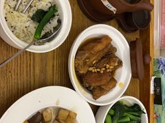 -雪梅月子中心(华侨城店)