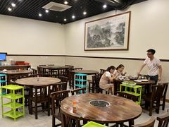 大堂-正能量脆肉鲩火锅