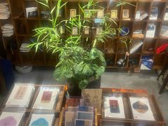 -邊城書店