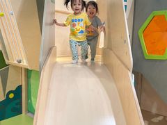 -乐融婴幼儿成长中心(四季青校区)