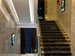 -金色印象·4K影院式足体养生(南方花园店)