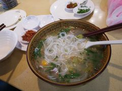 -桥香园云南过桥米线(金马碧鸡店)