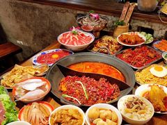 -萍姐火锅·公路夜市(武汉首店)