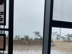 -邻海餐厅(烟台金沙滩英迪格酒店)