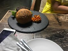 -HIGH FIVE哈福手工汉堡(桂林路店)