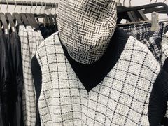-URBAN REVIVO(上海中庚漫游城店)