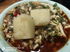 -金海椒罐罐鲢鱼(东方桂苑店)