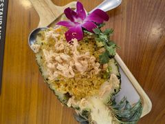 -Chom Cafe and Restaurant