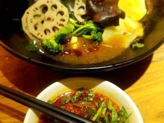 -万记麻辣烫国展总店