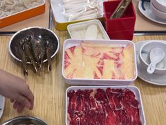 -杨老板·海鲜集市火锅·鲜切牛肉(中防万宝店)