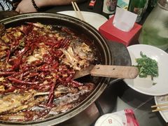 -辣尚瘾·烤鱼·新川菜(交大直营店)