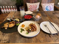 -HIGH FIVE哈福手工汉堡(桂林路店)