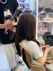 -PE SALON 