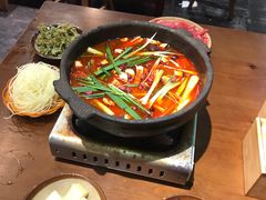 -黔有有贵州酸汤夺夺粉火锅(五味十字店)