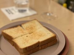 红豆黄油吐司-Onirii Coffee(长乐路店)