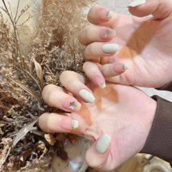 -Seven Nail七姑娘の美甲店