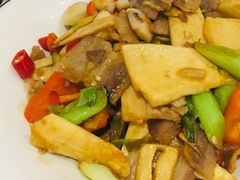 冬笋炒腊肉-鄱阳湖·江西小炒·瓦罐煨汤(五道口店)