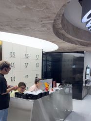 -宫铭烫发染发接发店