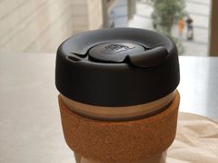 拿铁咖啡-Manner Coffee(港汇恒隆广场店)