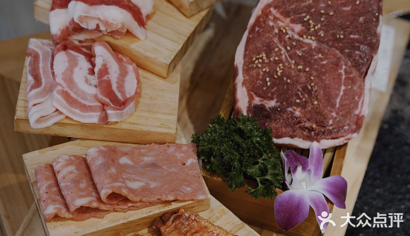 江汉路美食—一家有十几年历史的烤肉店