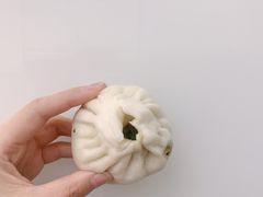 -白玉兰食品(汇联商厦店)