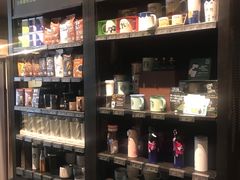 -星巴克臻选(南京金茂览秀城店)