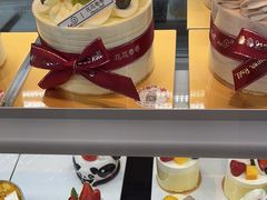 -花花卷卷·鲜食蛋糕(静安久光百货店)
