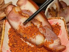 -老鼎万春卤菜(五代传承创始老店)