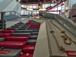 -marspace马斯派超级运动公园(正弘汇店)