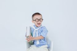 -小熊维尼高端儿童摄影(福田新洲店)