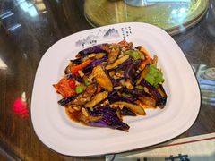 -缘来聚·徽菜名店(黄山宏村店)