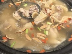 -龙悦湾酒家·八阵鱼生·渔人码头店