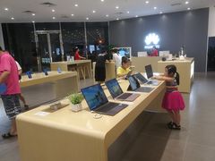 -华为授权体验店(中山公园来福士)