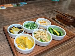 -良米山·云南野生菌过桥米线(上海首店)