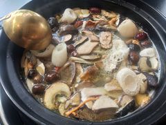 -野菌皇海景野生菌火锅(滨海大道店)