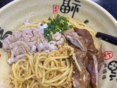 猪脑拼炸大肠捞面-东京小食馆(三盏灯店)