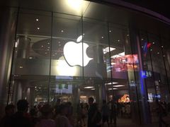 android_upload_pic-Apple零售店(华贸购物中心店)