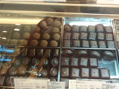 -第一食品(中环百联店)