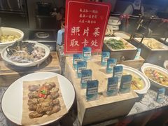 -头上红煨盐鸡·非遗院子餐厅