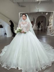 -艾米丽婚纱礼服