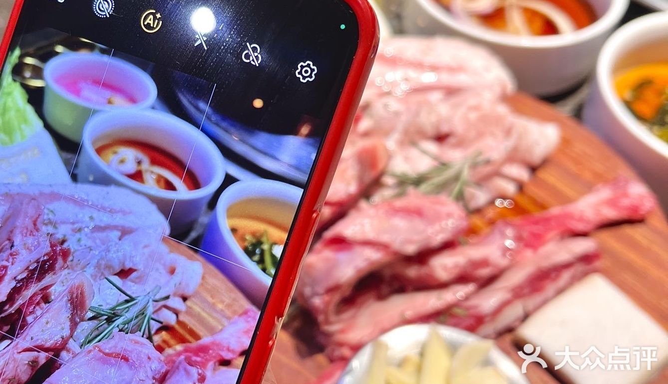 纯韩式口味，却也意外的好吃～店子就在汉江创业园二楼