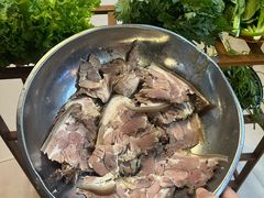 -老石黑山羊毛驴肉火锅(金凯广场店)